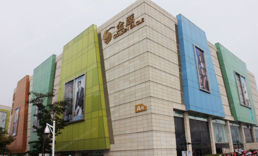 果洛金鹰奥莱城